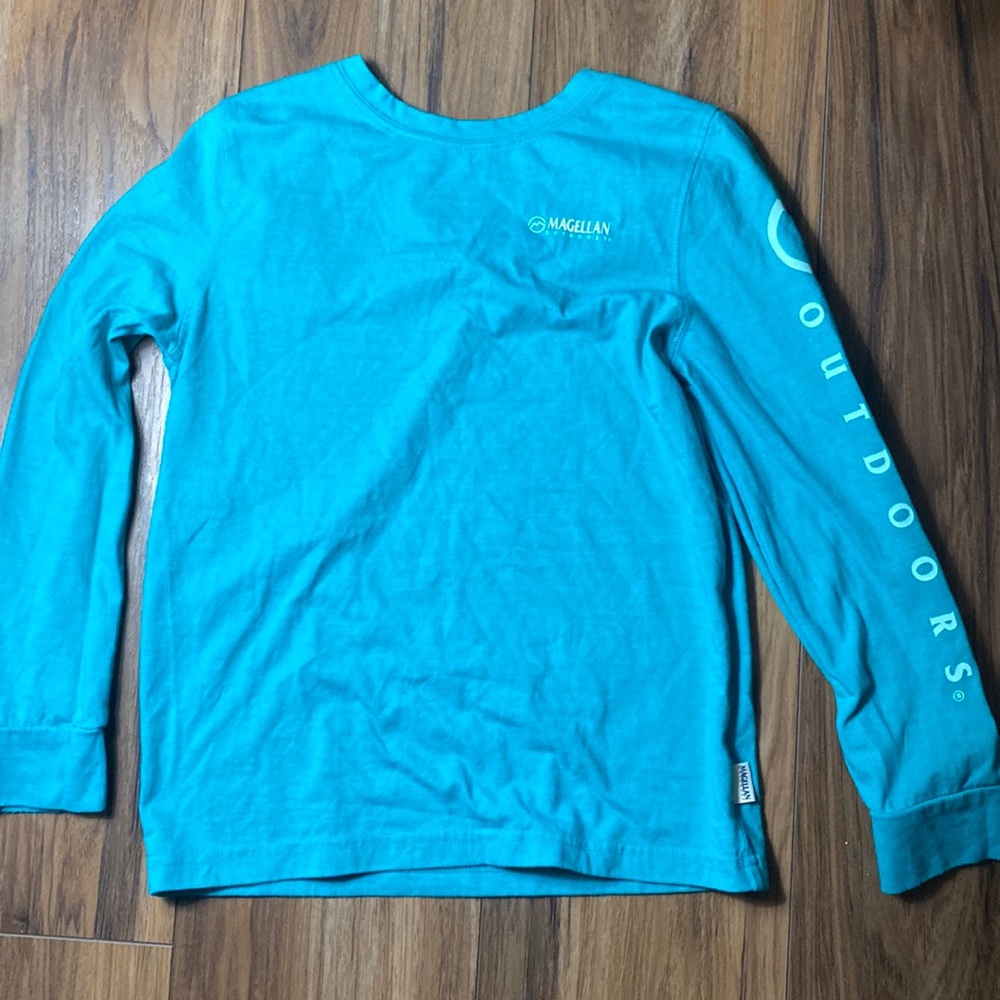 Gently Used Kids Magellan Long Sleeve Shirt!! Still Very Nice!!